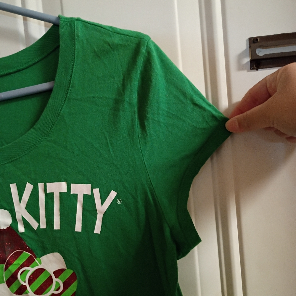 2/$10 Hello Kitty Holiday Green Top Junior Sizing XL - Picture 4 of 8